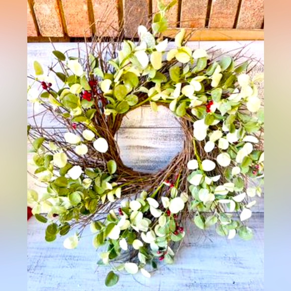 Winter Silver Dollar Wreath, 24” - Picture 1 of 10